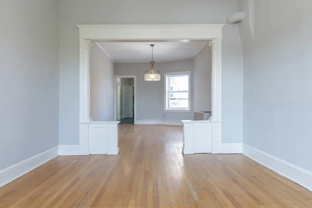 4754 North Lincoln Avenue Chicago IL 60625