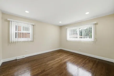 1056 West 107th Place Chicago IL 60643
