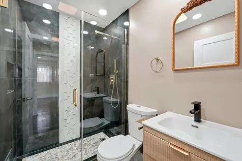 1056 West 107th Place Chicago IL 60643