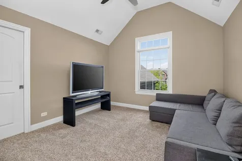 13026 Klappa Drive Lemont IL 60439