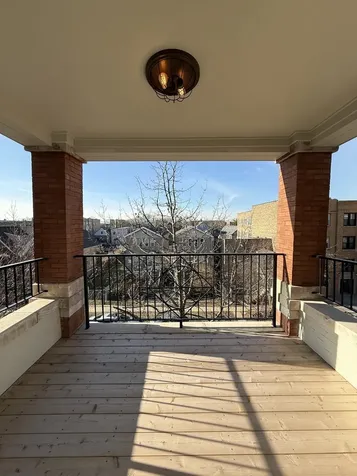 927 North Mozart Street Chicago IL 60622