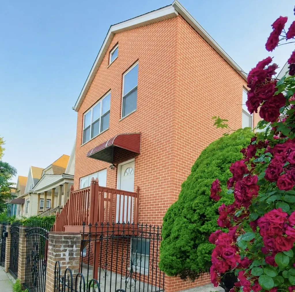 4024 South Artesian Avenue Chicago IL 60632