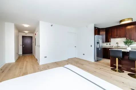 33 West Ontario Street Chicago IL 60654
