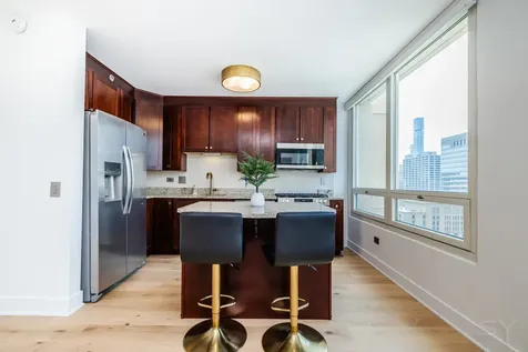 33 West Ontario Street Chicago IL 60654