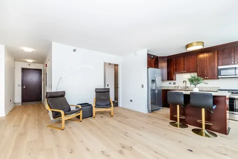 33 West Ontario Street Chicago IL 60654