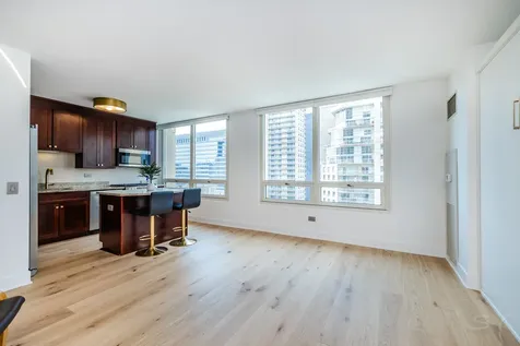 33 West Ontario Street Chicago IL 60654