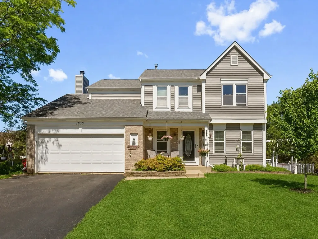 1898 Mcrae Lane Mundelein IL 60060