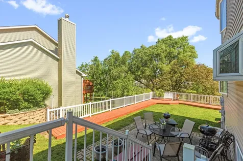 1898 Mcrae Lane Mundelein IL 60060