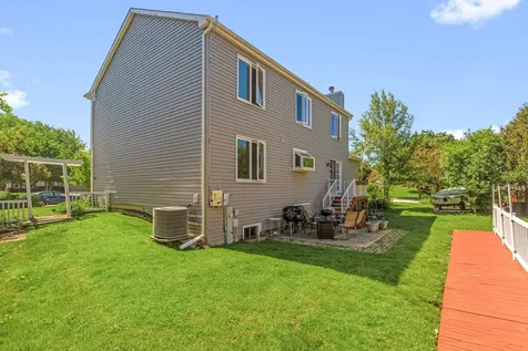 1898 Mcrae Lane Mundelein IL 60060
