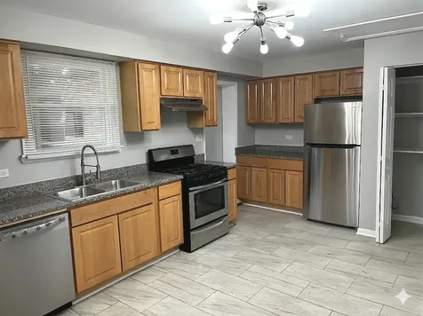 17658 Lincoln Avenue Homewood IL 60430
