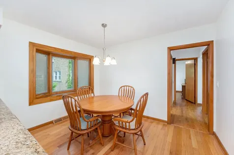 19 West Adams Street Villa Park IL 60181