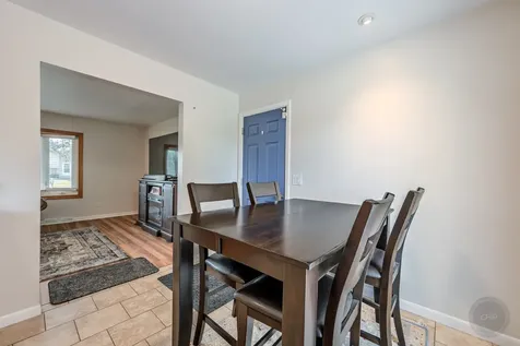 58 Woodview Lane Algonquin IL 60102