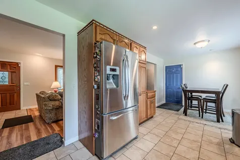 58 Woodview Lane Algonquin IL 60102