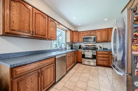 58 Woodview Lane Algonquin IL 60102