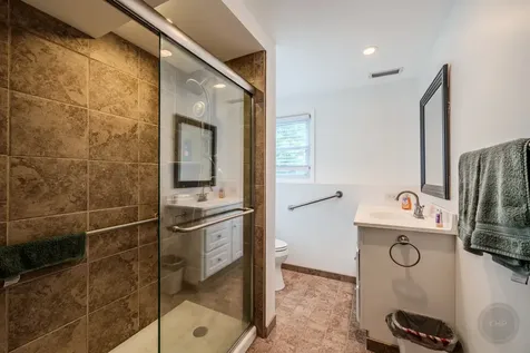 58 Woodview Lane Algonquin IL 60102