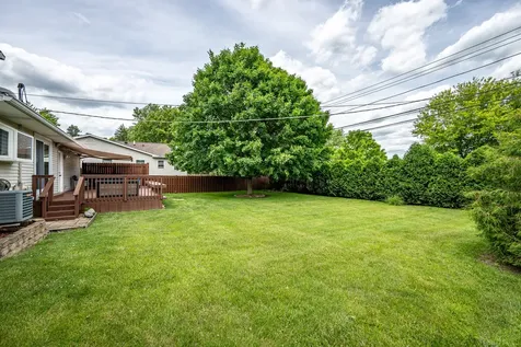 58 Woodview Lane Algonquin IL 60102