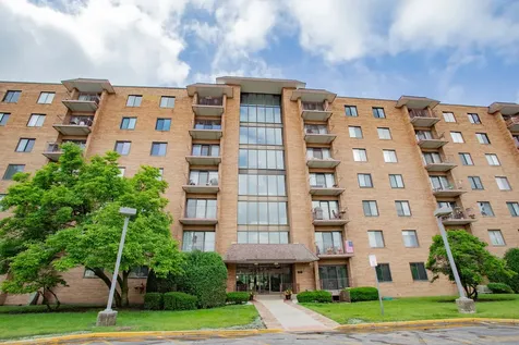 1717 West Crystal Lane Mount Prospect IL 60056