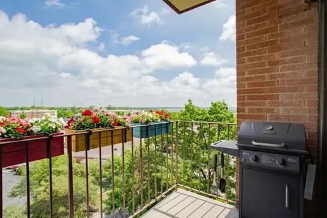 1717 West Crystal Lane Mount Prospect IL 60056