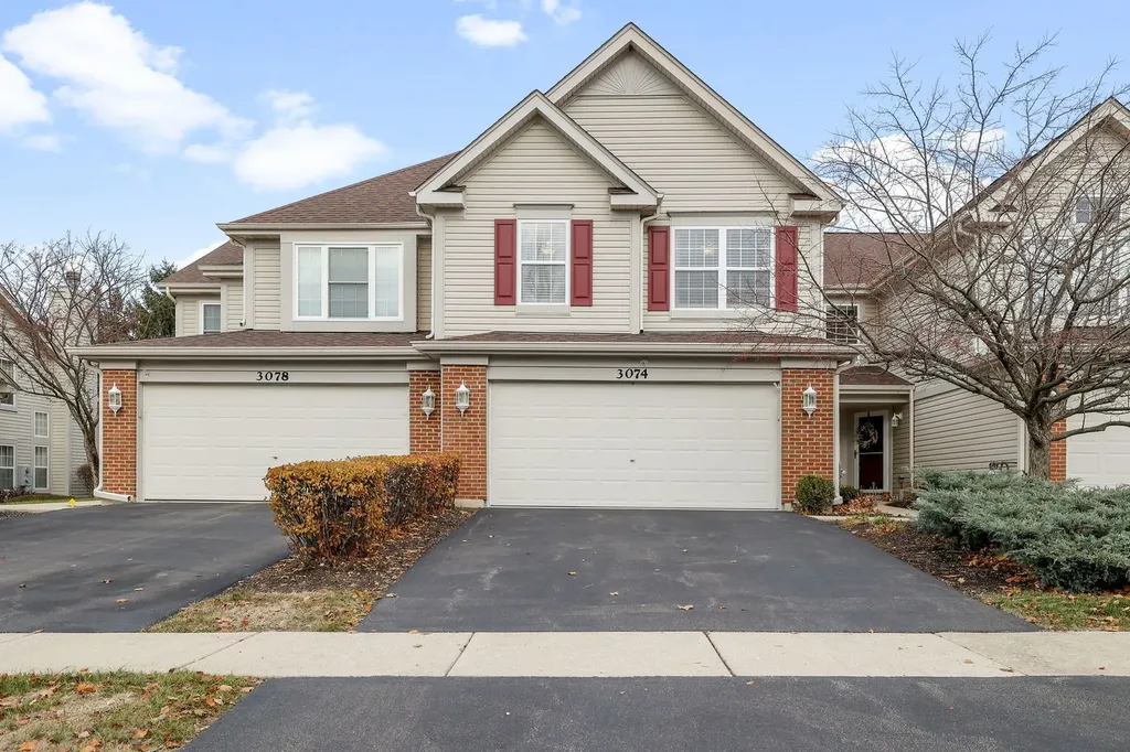 3074 Renard Lane St. Charles IL 60175