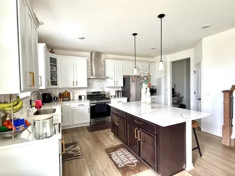 15210 South Emerson Street Plainfield IL 60544