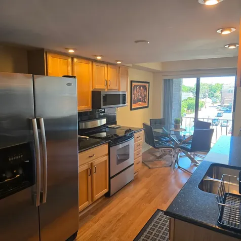 828 Graceland Avenue Des Plaines IL 60016