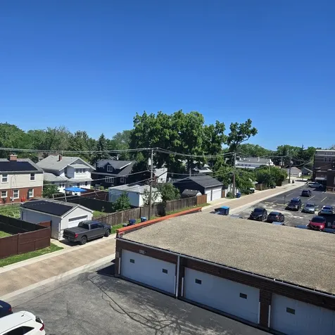 828 Graceland Avenue Des Plaines IL 60016