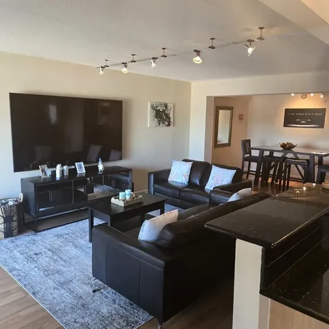 828 Graceland Avenue Des Plaines IL 60016