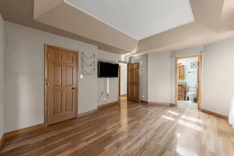8407 Carriage Lane Tinley Park IL 60487