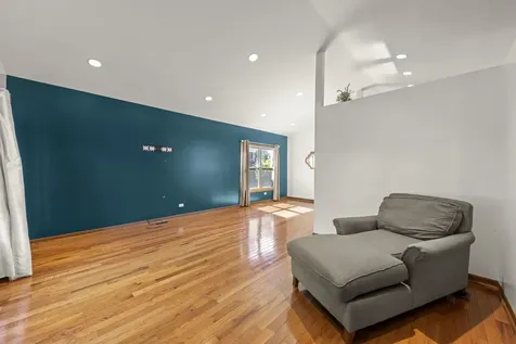 8407 Carriage Lane Tinley Park IL 60487