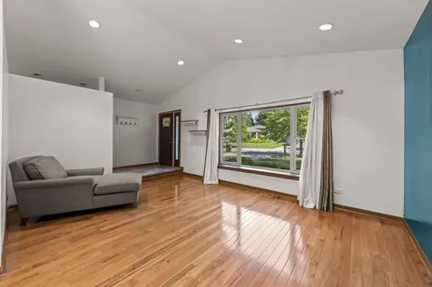 8407 Carriage Lane Tinley Park IL 60487