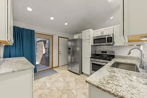 8407 Carriage Lane Tinley Park IL 60487