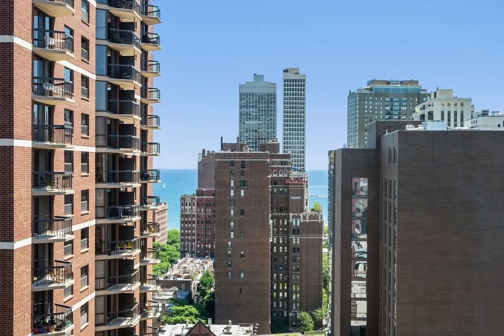 1122 North Dearborn Street Chicago IL 60610