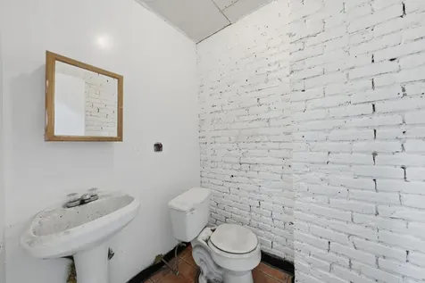 2290 South Blue Island Avenue Chicago IL 60608