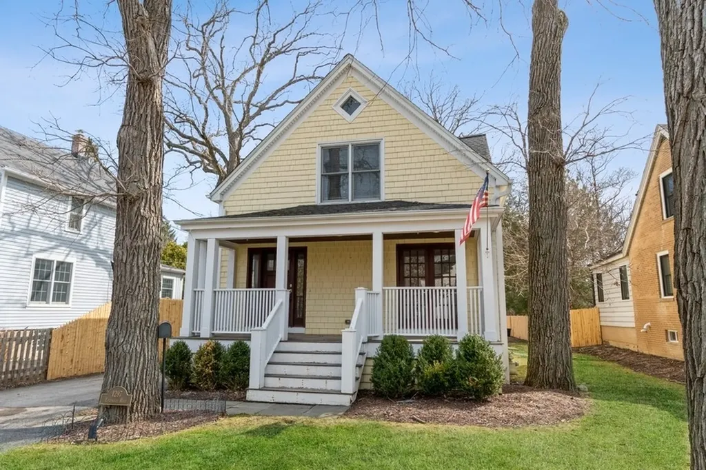 1297 Edgewood Road Lake Forest IL 60045