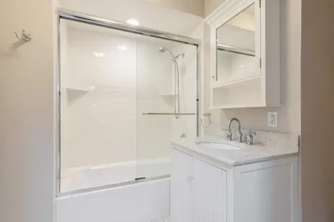 1297 Edgewood Road Lake Forest IL 60045