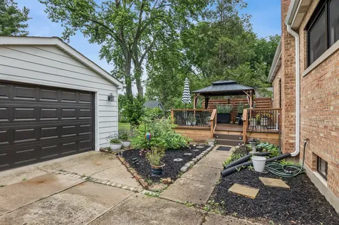 426 Concord Avenue Fox River Grove IL 60021