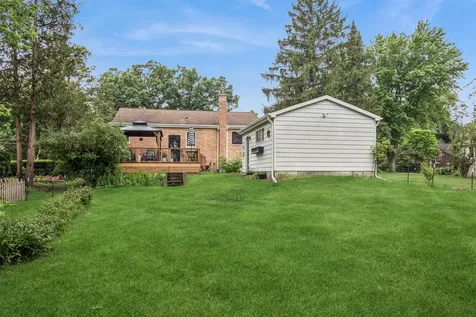 426 Concord Avenue Fox River Grove IL 60021