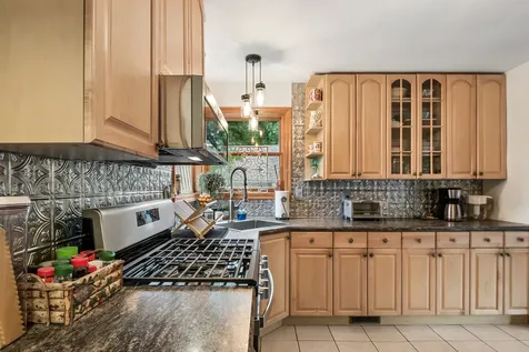 426 Concord Avenue Fox River Grove IL 60021