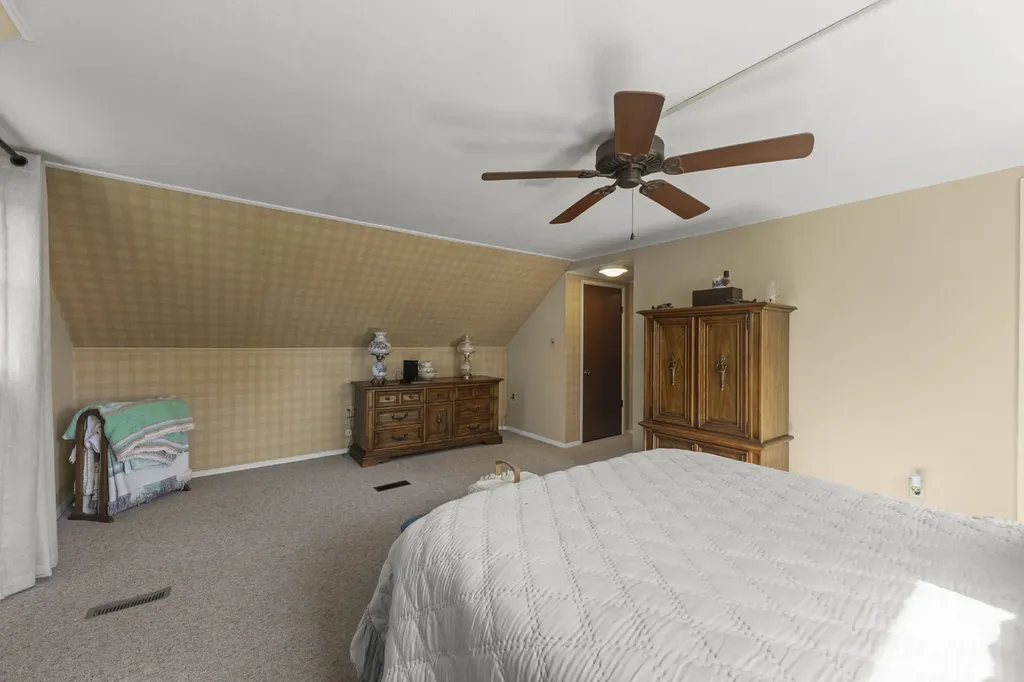 829 South Grace Street Lombard IL 60148