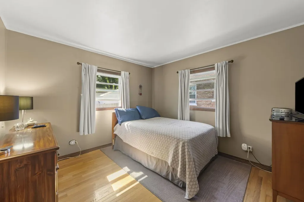 829 South Grace Street Lombard IL 60148