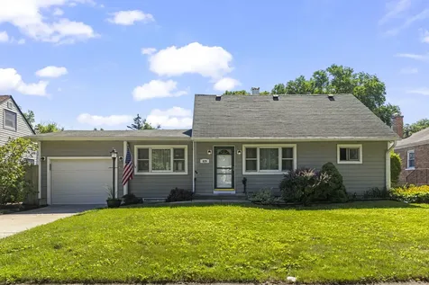 829 South Grace Street Lombard IL 60148