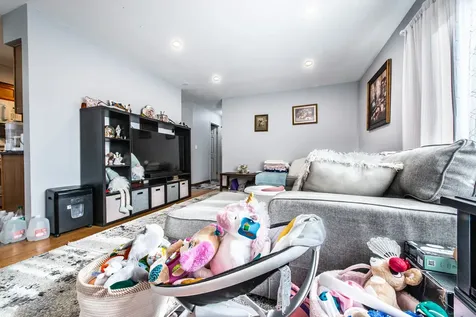 8641.5 West Foster Avenue Chicago IL 60656