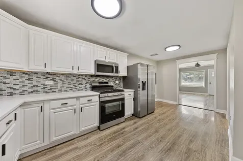 5140 156TH Street Oak Forest IL 60452