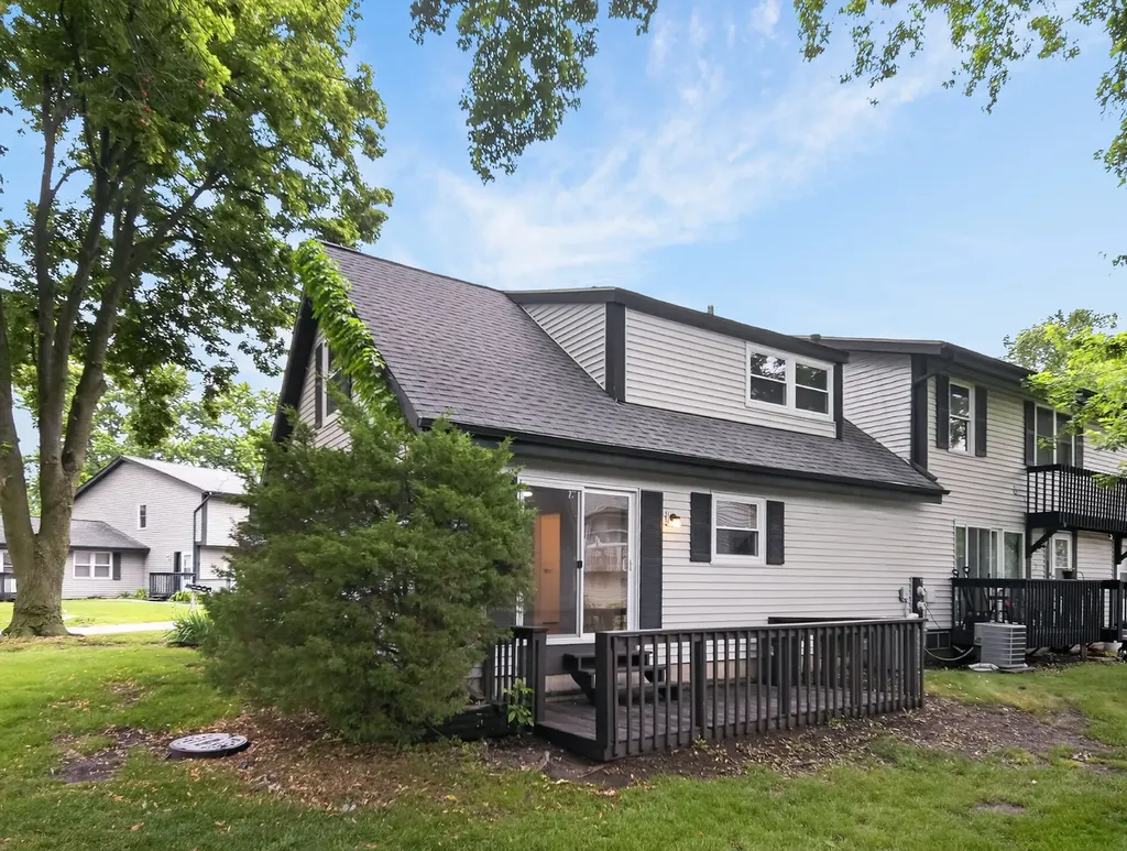 228 Dakota Court Bolingbrook IL 60440