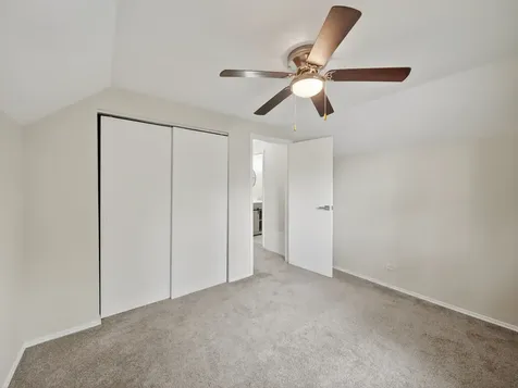 228 Dakota Court Bolingbrook IL 60440
