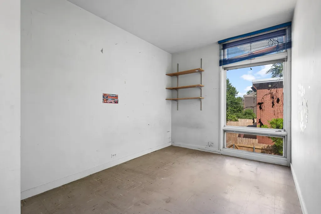 4753 South Woodlawn Avenue Chicago IL 60615