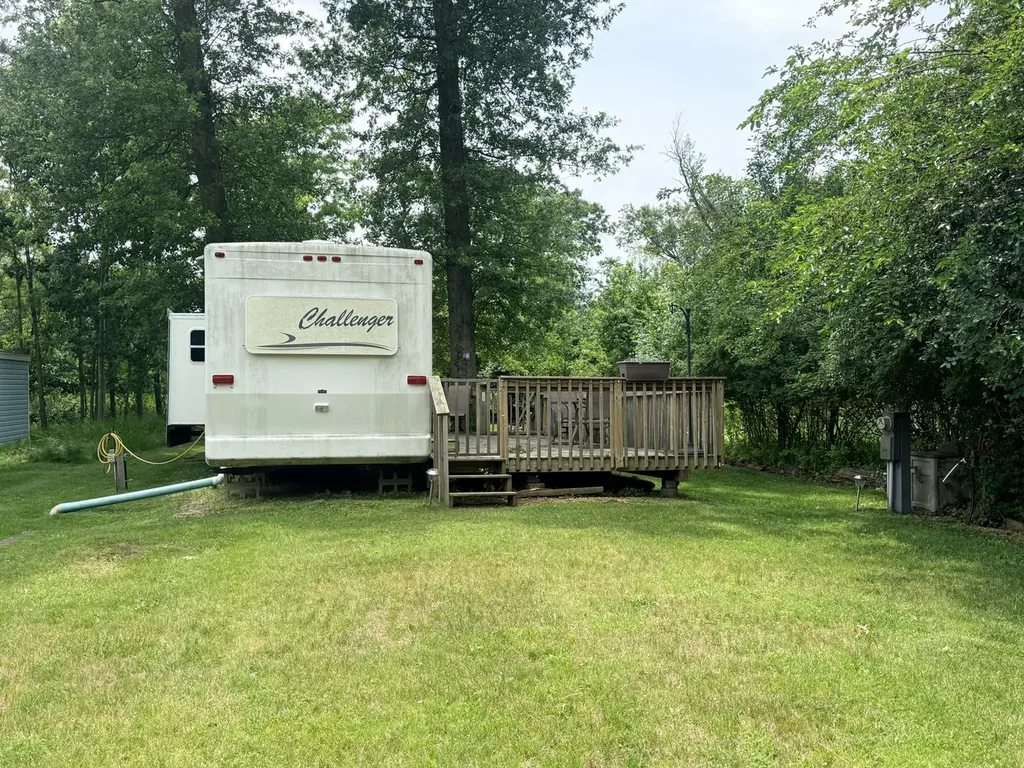 25-15 Woodhaven Lakes Sublette IL 61367