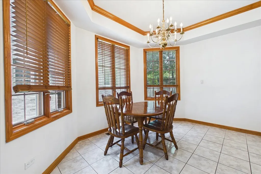 238 Westmoreland Drive Wilmette IL 60091