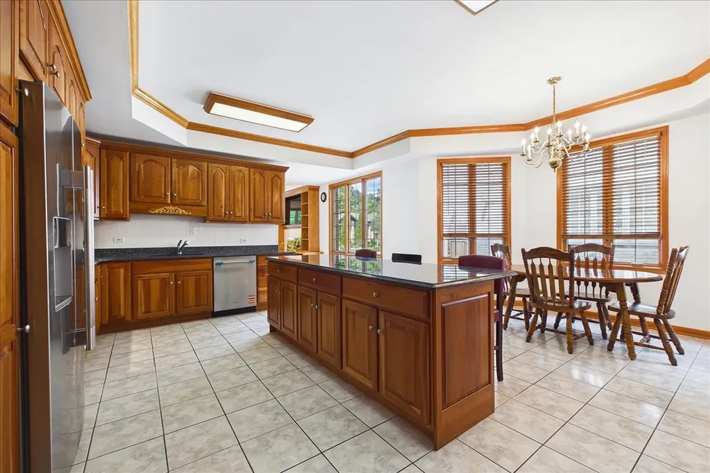 238 Westmoreland Drive Wilmette IL 60091