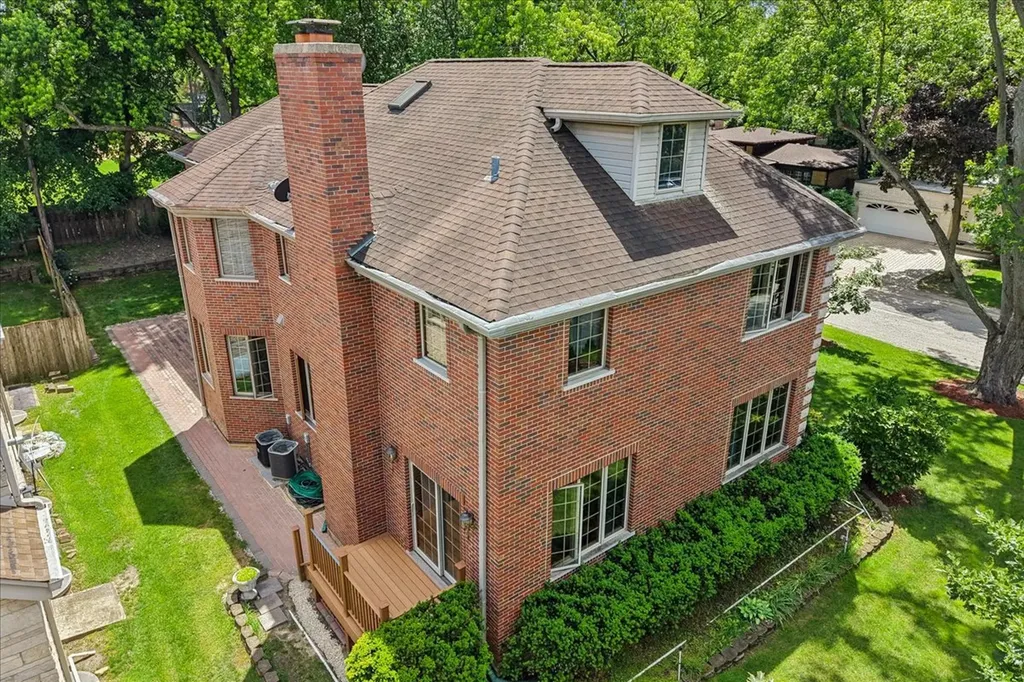 238 Westmoreland Drive Wilmette IL 60091